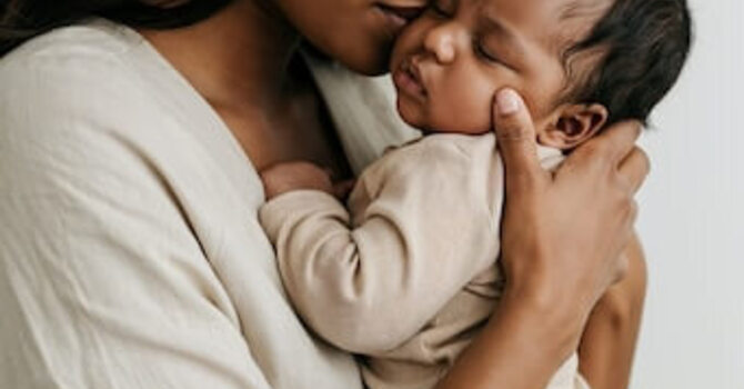 The “Mommy Wrist” Survival Guide: Why it Hurts to Pick Up Your Baby